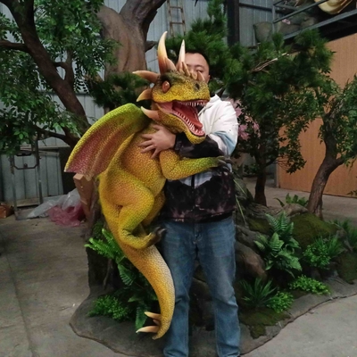 Giá tốt. Điều khiển bằng tay Baby Animatronic Dinosaur Fly Dragon Puppet trực tuyến